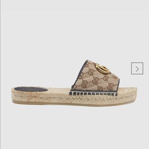 Gucci Women's GG matelassé canvas espadrille sandal size 7